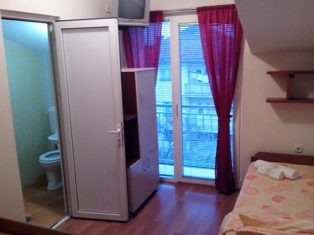 Mitko'S Guest House Ohrid Quarto foto